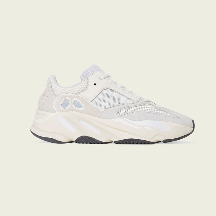ADIDAS YEEZY BOOST 700